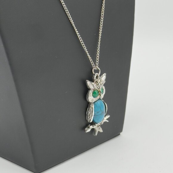 Vintage Owl Pendant Necklace Silver Chain Faux Turquoise & Green Gemstone Eyes - Picture 7 of 13